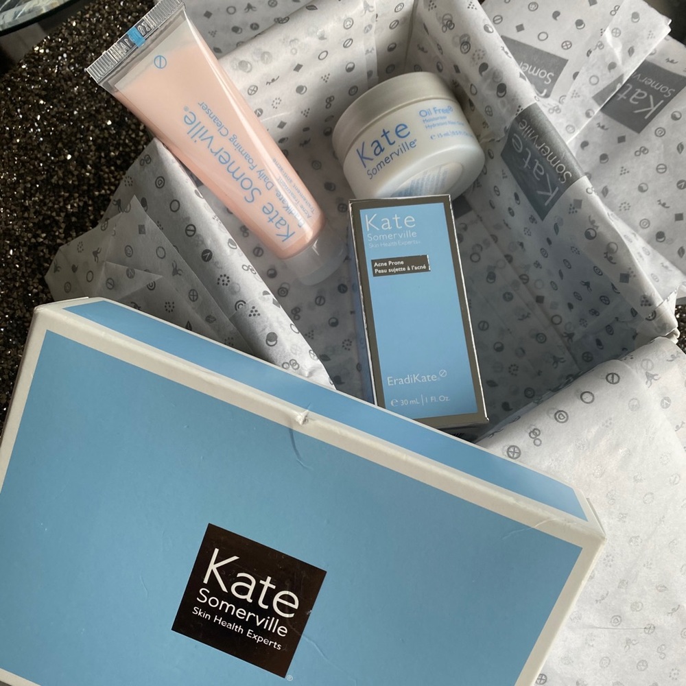 Kate Somerville breakout fighter 3 item kit. New.